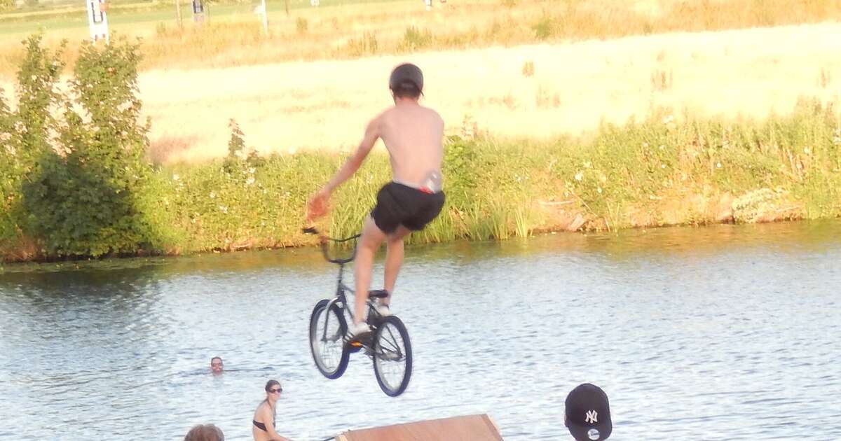 De Dalfser jongeren genieten enorm nabij de haven