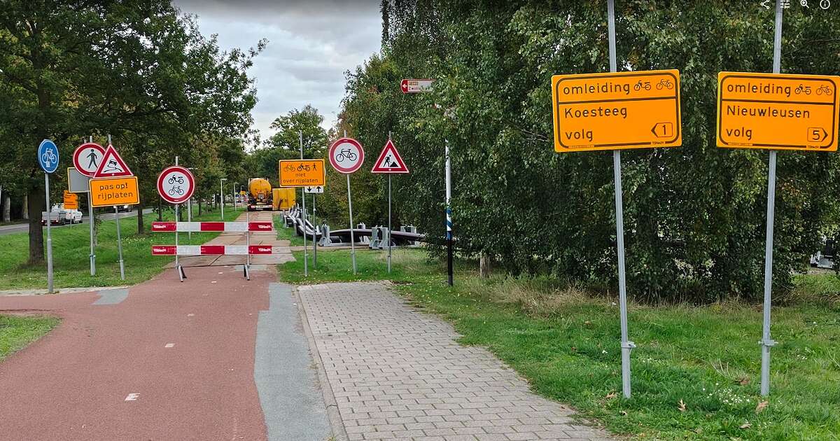 Koesteeg: negen borden en nog steeds rechtdoor?