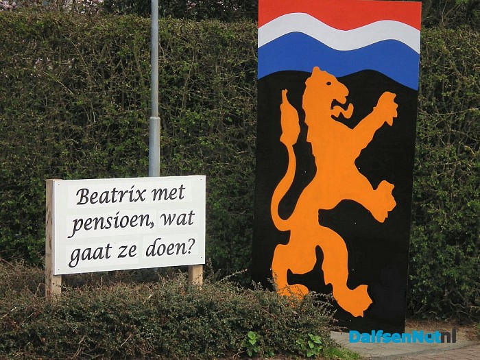 Kijkje bij de prijswinnaar van de straatversiering. - Foto: H.G. Foto