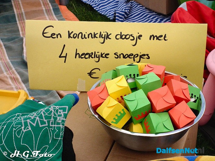 Vrijmarkt druk bezocht. - Foto: H.G. Foto