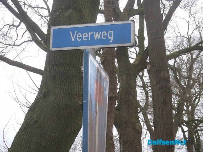 Veerweg en fietspad Hessum