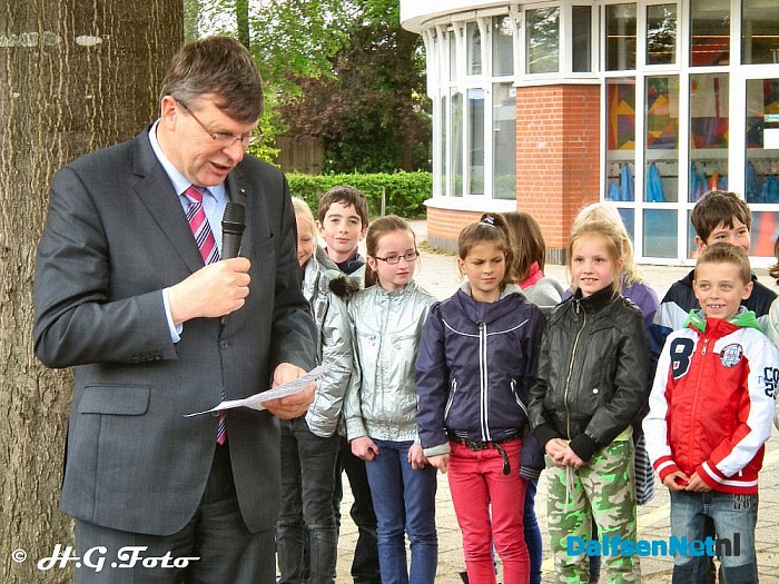 Opening speelplein KBS”de Polhaar”. - Foto: H.G. Foto