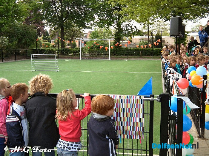 Opening speelplein KBS”de Polhaar”. - Foto: H.G. Foto