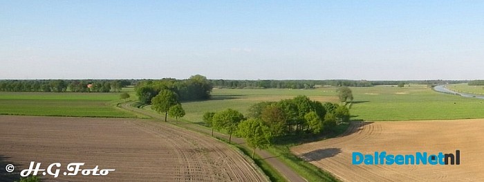Voorjaarsfoto’s van af de Vechtdal uitkijktoren - Foto: H.G. Foto