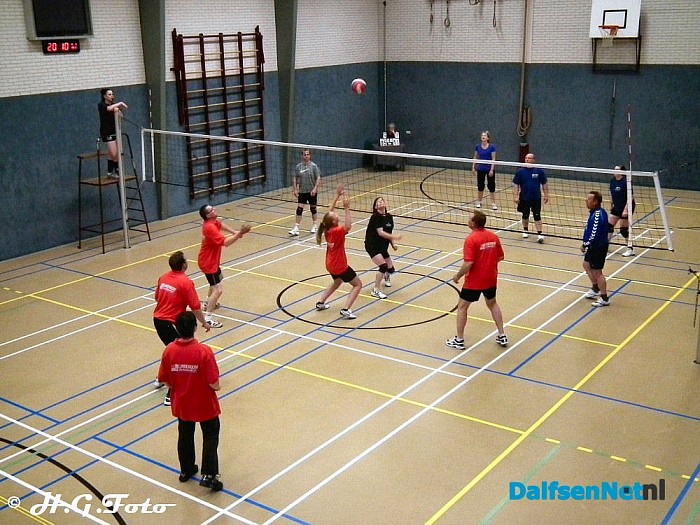 Straten volleybal toernooi Ouvol Oudleusen. - Foto: H.G. Foto