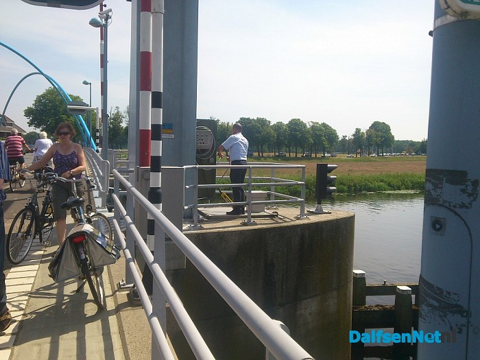 De brug had het ook warm - Foto: Robert Bril