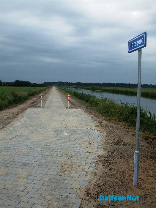 Prachtig nieuw fietspad verbinding met Lemelerveld/ Zwolle