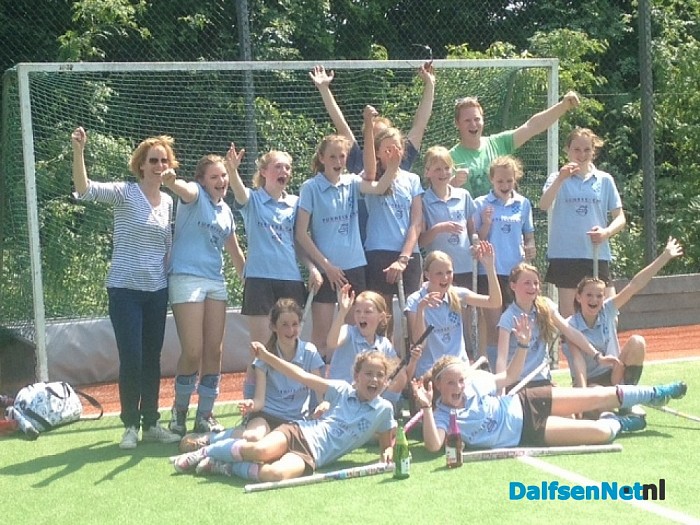 Meiden C1 hockey kampioen