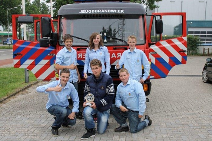 JEUGDBRANDWEER DALFSEN DOOR NAAR FINALE VINKEVEEN - Foto: Niels Jansen