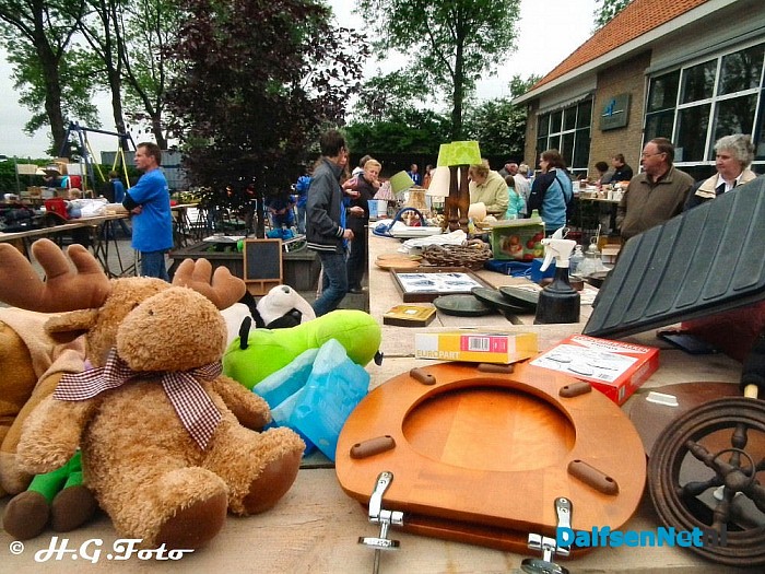 Jaarlijkse pleinmarkt “de Meele”. - Foto: H.G. Foto