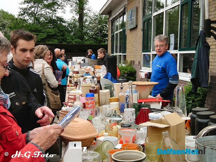 Jaarlijkse pleinmarkt “de Meele”. - Foto: H.G. Foto