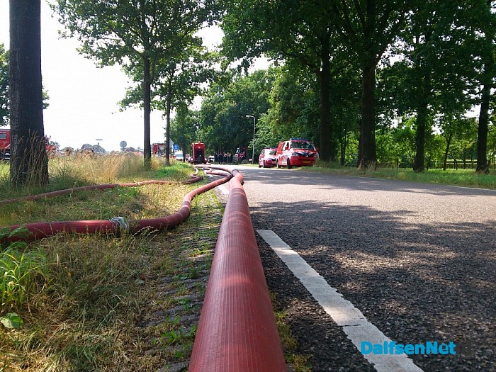 Grote brand verwoest 2 woningen (update) - Foto: Robert Bril