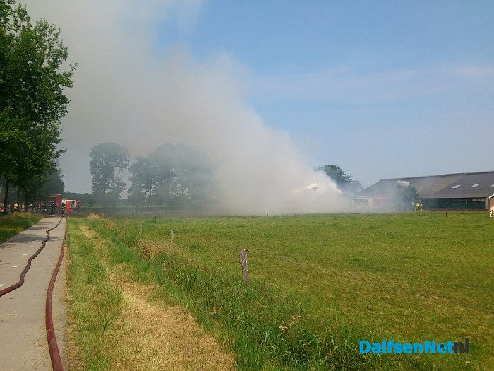 Grote brand verwoest 2 woningen (update) - Foto: Robert Bril
