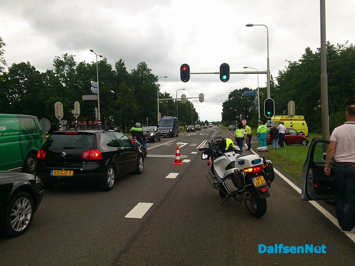 Kop-staart aanrijding Ganzepanweg - Foto: Robert Bril