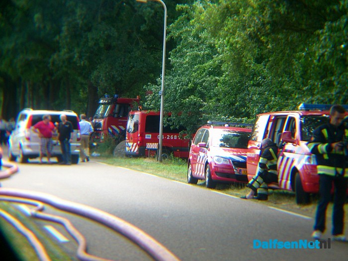 Grote brand verwoest 2 woningen (update) - Foto: Robert Bril