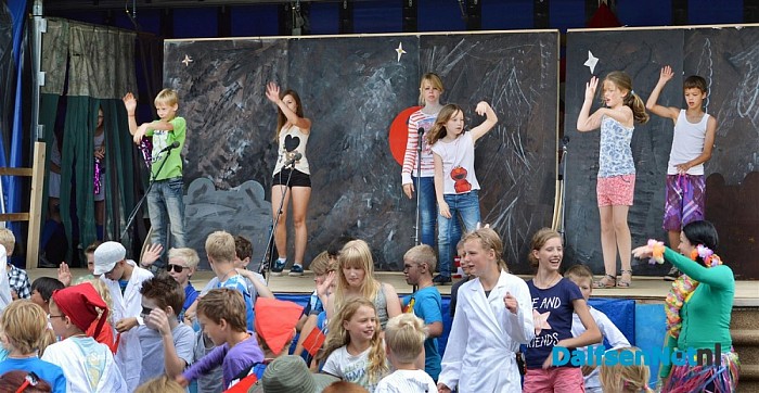 Druk bezocht Amerika-feest op Sjaloom
