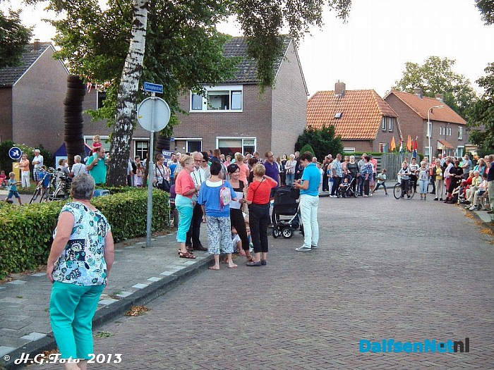 Optocht Oudleusen weer zeer grote klasse ! - Foto: H.G. Foto