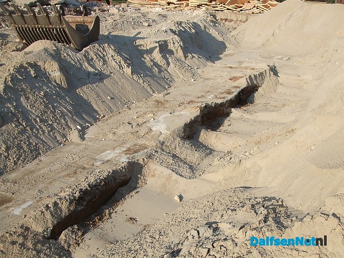 Laatste sloopwerkzaamheden bij de Potstal, meer beton dan verwacht