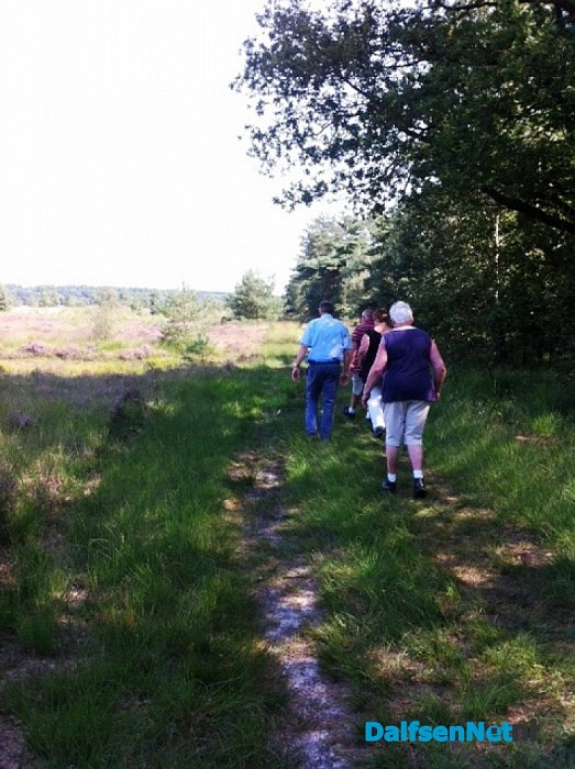 Afvaardiging van Gemeentebelangen Dalfsen op bezoek op de Vennenberg bij Fam. Nimeijer.