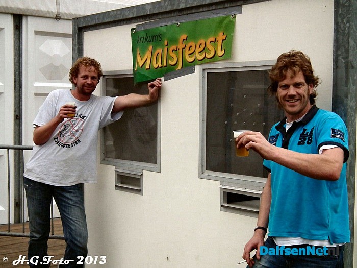 Alles klaar voor het Ankums Maisfeest. - Foto: H.G. Foto