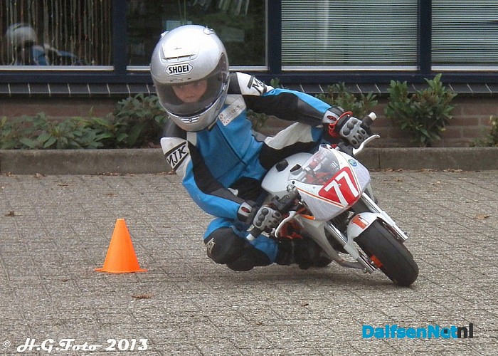 Mini race talent uit Oudleusen - Foto: H.G. Foto