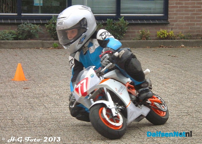 Mini race talent uit Oudleusen - Foto: H.G. Foto