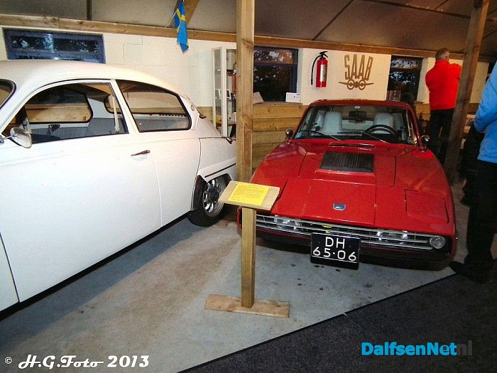 Een goed bezochte, gezellige avond Saabmuseum - Foto: H.G. Foto