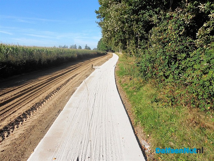 Fietspad verharding ligt er in