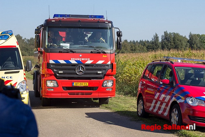 Groot alarm voor brand in kuikenschuur in Laag Zuthem - Foto: Pim Haarsma