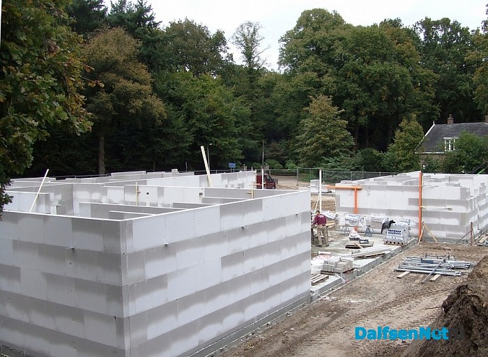 Metselwerk Potstal al op grote hoogte