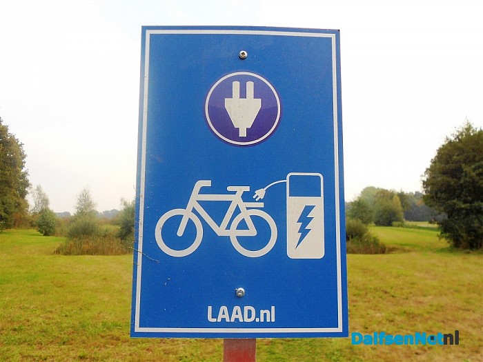 Laadpalen elektrische fietsen geopend