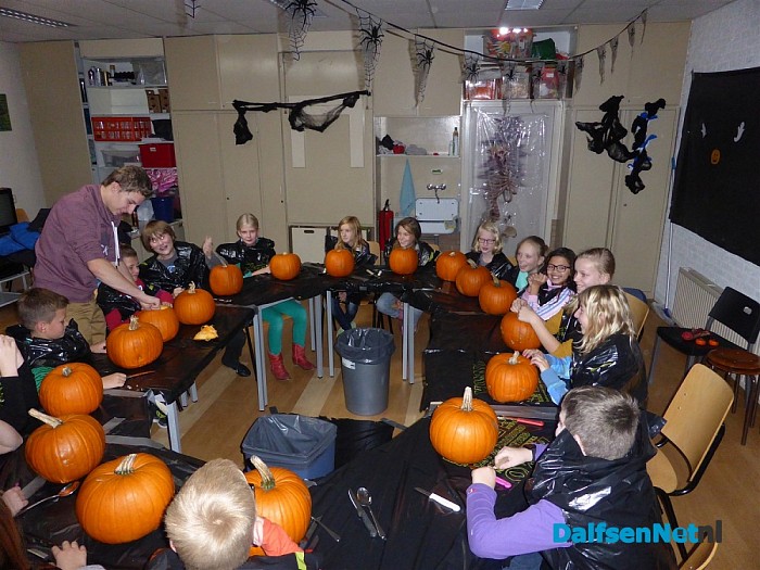 Pompoenen en Halloween bij PleXat van SMON Welzijn