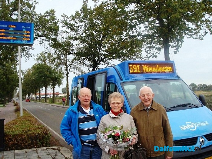 10.000 ste passagier van buurtbus Vechtdal