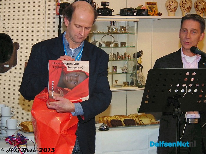 Dorcas winkel officieel geopend. - Foto: H.G. Foto