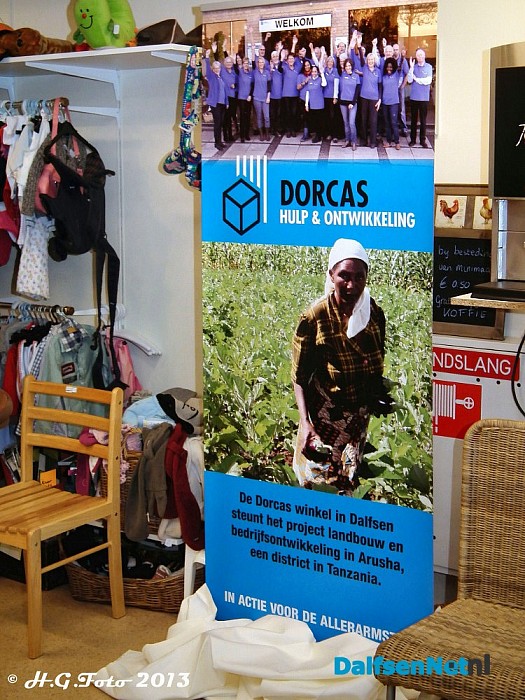 Dorcas winkel officieel geopend. - Foto: H.G. Foto