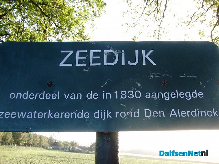 Onderzeeboot gesignaleerd aan de Zeedijk in Laag Zuthem