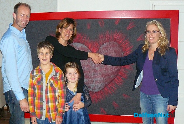 Familie Kloosterman wint: “ Hart van Vilt”, bij verloting Ateliers in ‘t Vechtdal