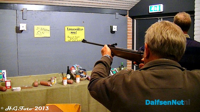 Bijna 10.000 euro voor De Wiekelaar - Foto: H.G. Foto