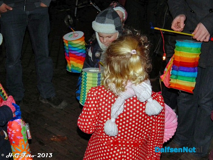 Lampionnenoptocht Oranje vereniging Dalfsen - Foto: H.G. Foto