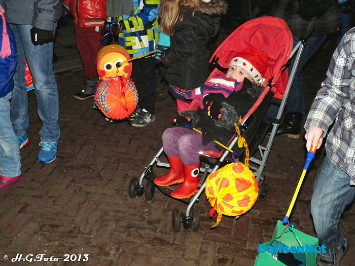 Lampionnenoptocht Oranje vereniging Dalfsen - Foto: H.G. Foto