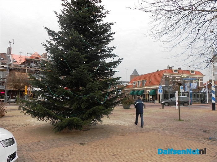 De kerstbomen staan weer