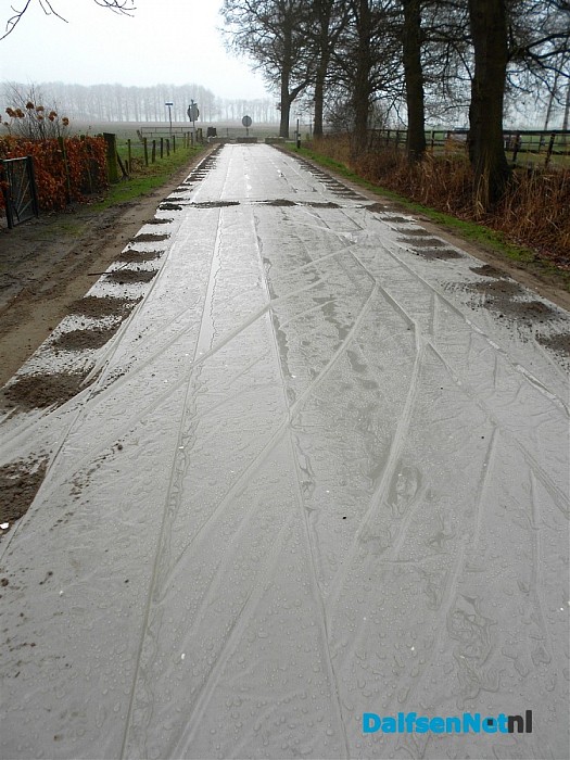 Een weg van plastic in Dalfsen?