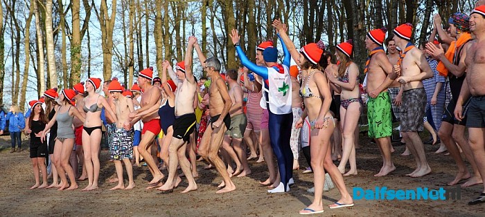 Nieuwjaarsduik Lemelerveld grandioos succes!