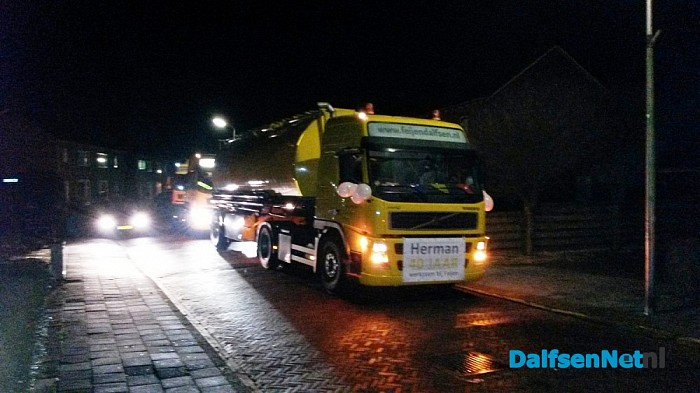 Persoon van zijn bed gelicht