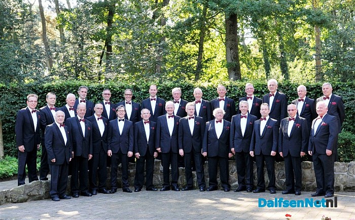 Twents mannenkoor zingt in Vilsteren