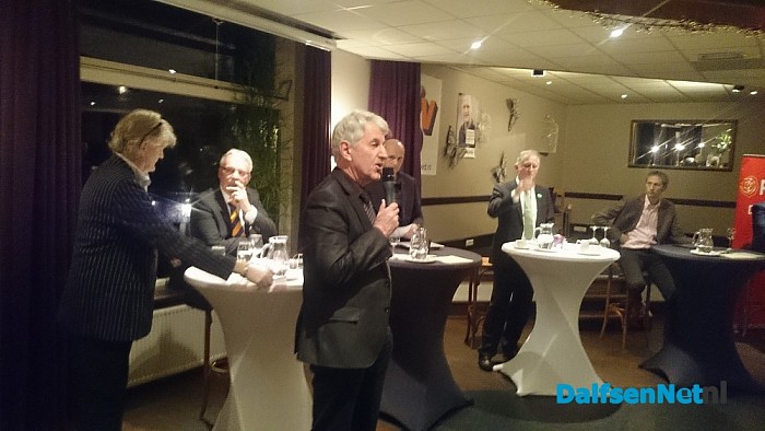 Eerste politieke debat was een koffiekransje - Foto: Robert Bril
