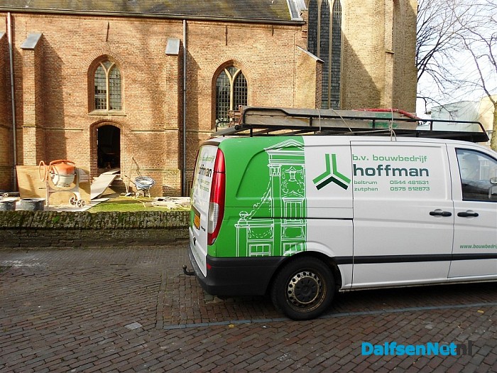 Hoffman maakt er een knap stukje vakwerk van