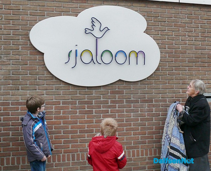 Nieuw logo en rapport voor Sjaloom