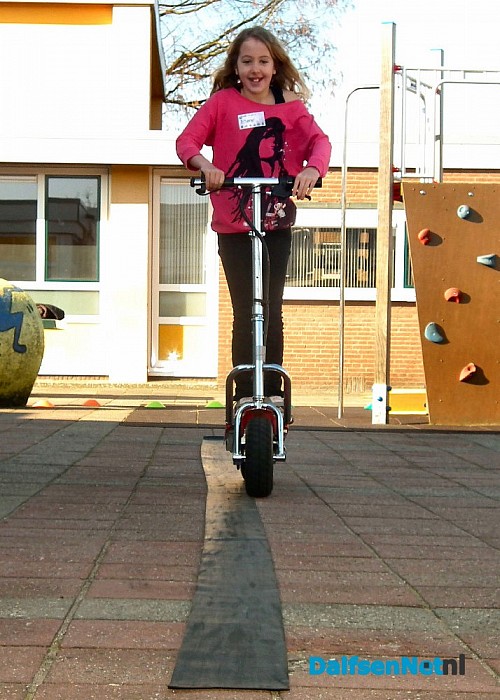 ANWB Streetwise bij “de Wegwijzer”. - Foto: H.G. Foto