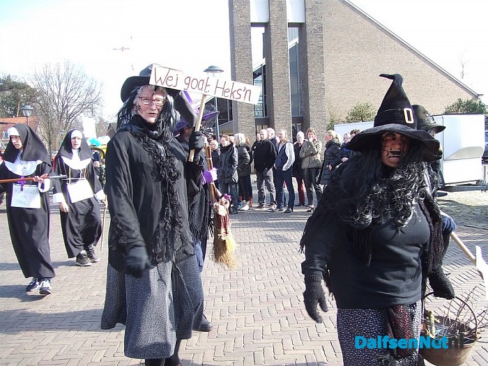 Carnaval in Hoonhorst en mooie optocht (1)